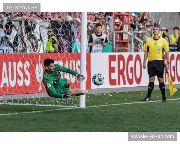 德甲门将扑救表现分析:谁是赛季最佳守护神? 德甲门将扑救表现分析:谁是赛季最佳守护神?